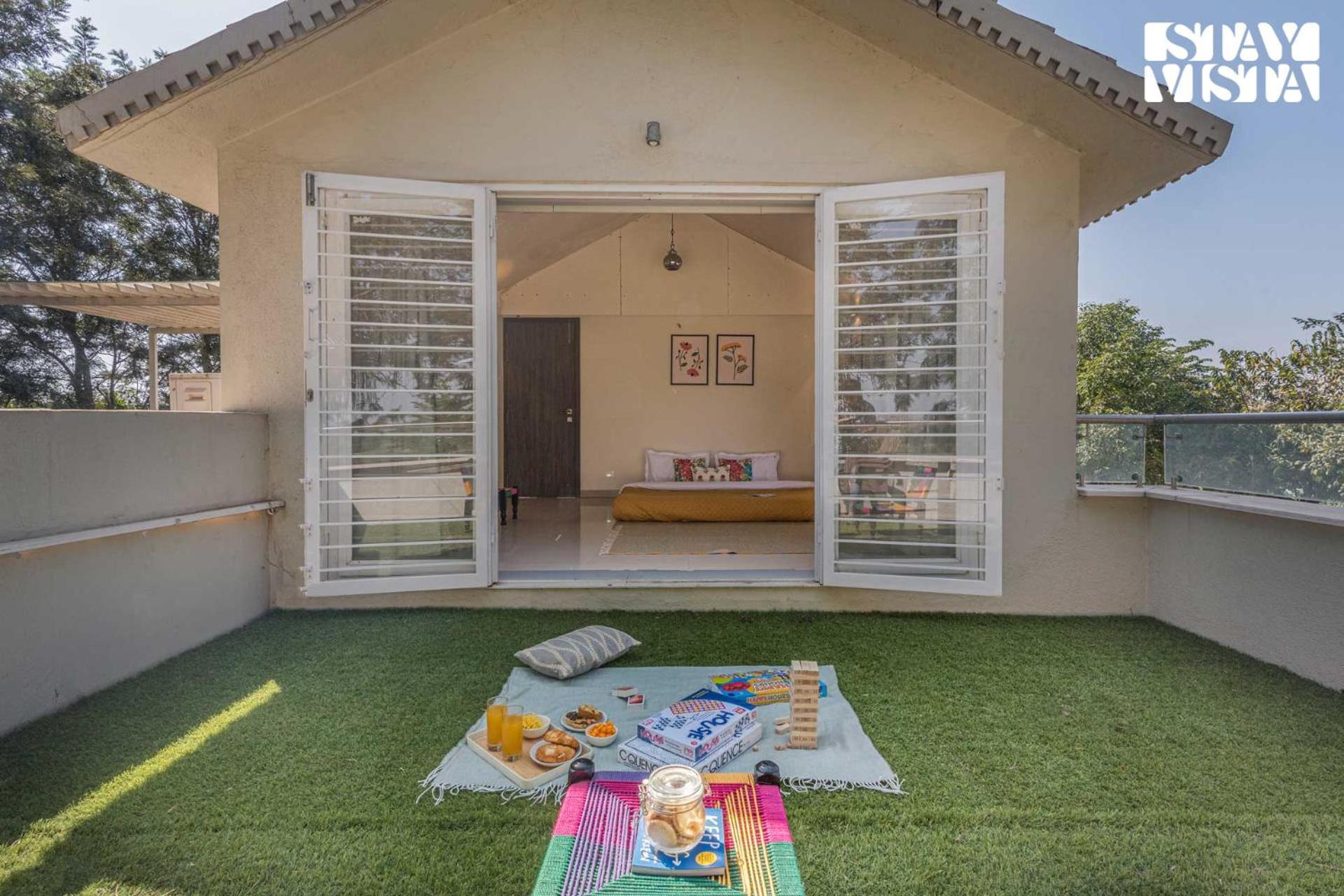 Stayvista'S Silver Grove - Serene Haven With Expansive Lawn & Terrace Nāsik Eksteriør bilde