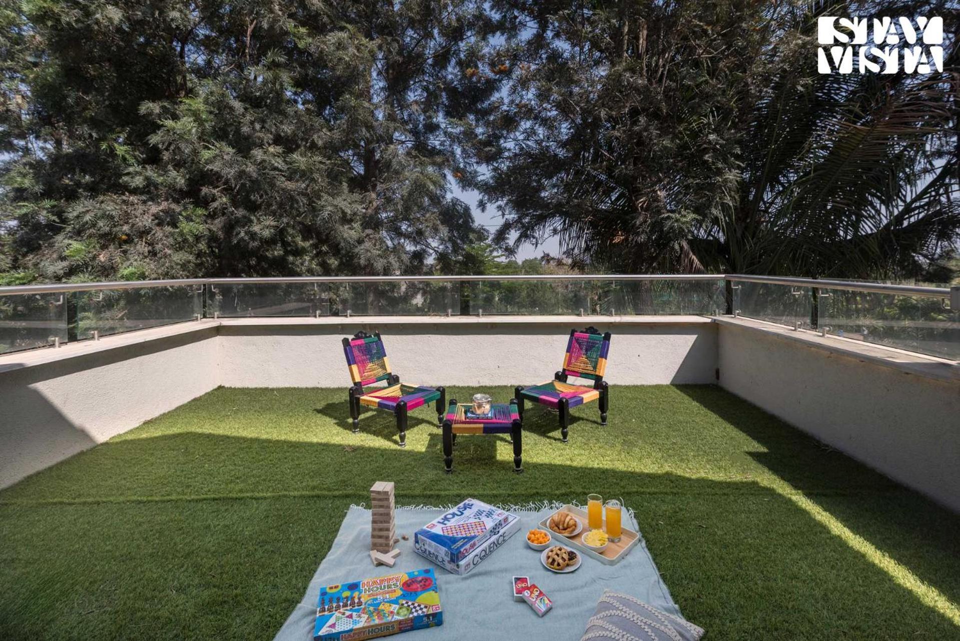 Stayvista'S Silver Grove - Serene Haven With Expansive Lawn & Terrace Nāsik Eksteriør bilde